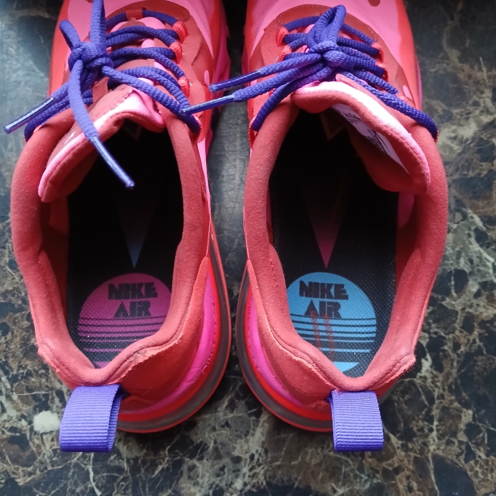 Nike Air Max 270 React Streetwear/Lifestyle Athletic Shoes Size 7 Women - Picture 13 of 15